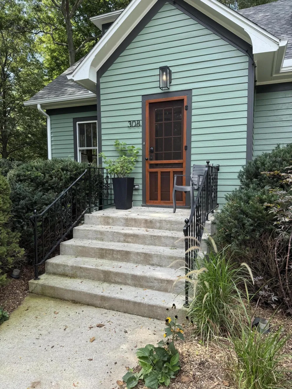 308 S Barker Street New Buffalo, MI 49117