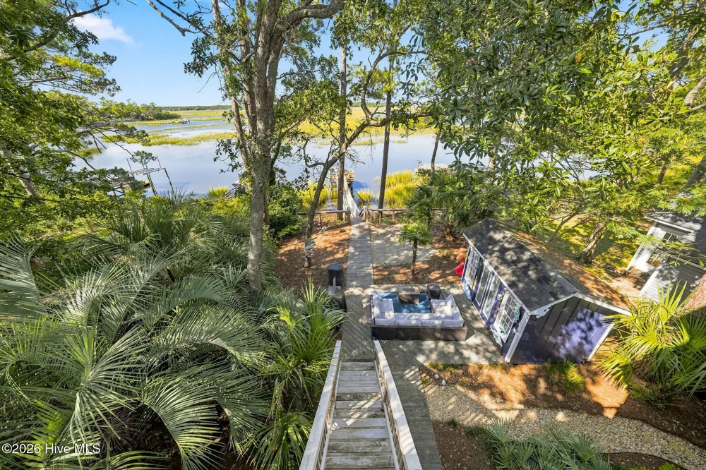 908 Elizabeth Drive Oak Island, NC 28465