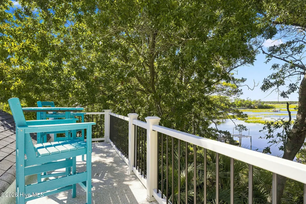 908 Elizabeth Drive Oak Island, NC 28465