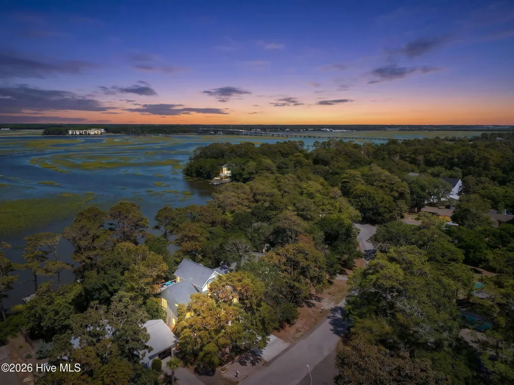 908 Elizabeth Drive Oak Island, NC 28465