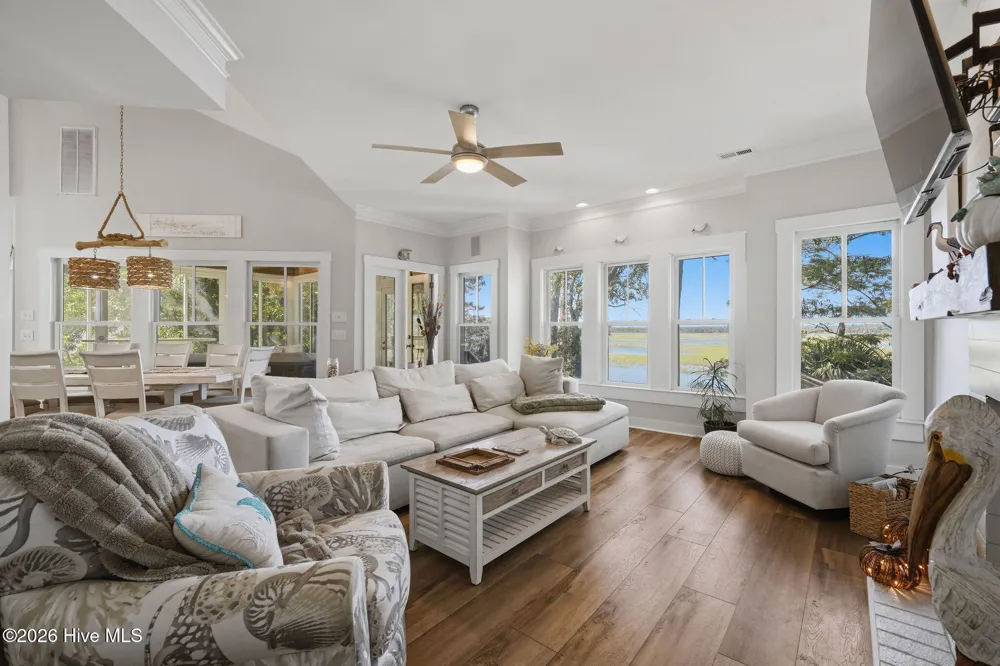 908 Elizabeth Drive Oak Island, NC 28465