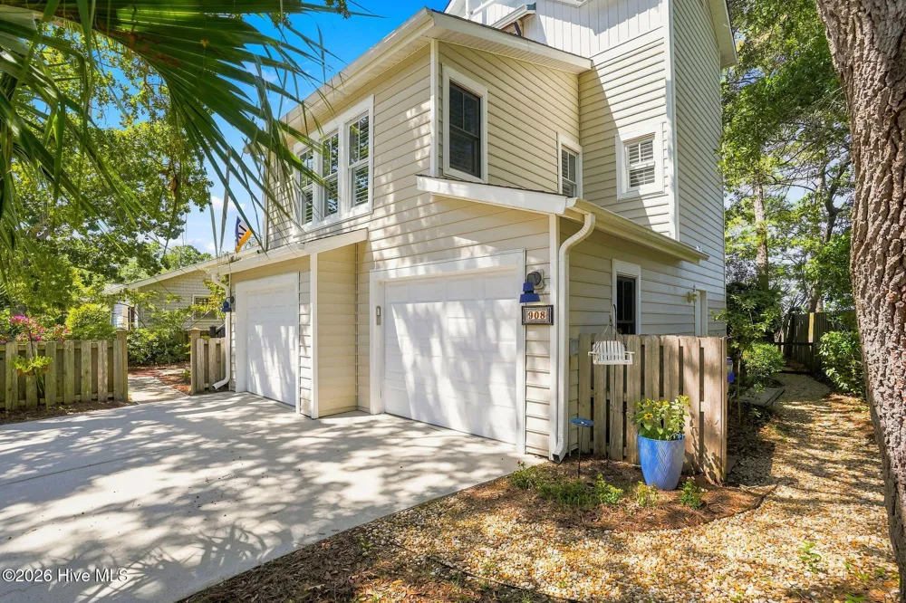 908 Elizabeth Drive Oak Island, NC 28465