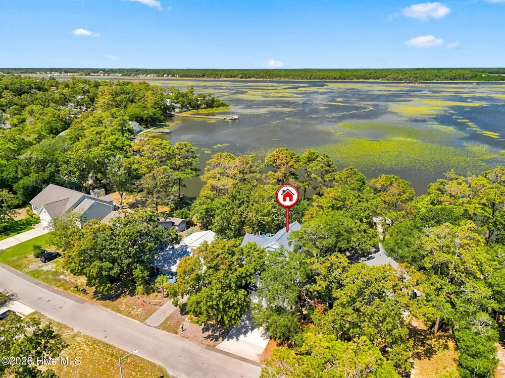 908 Elizabeth Drive Oak Island, NC 28465