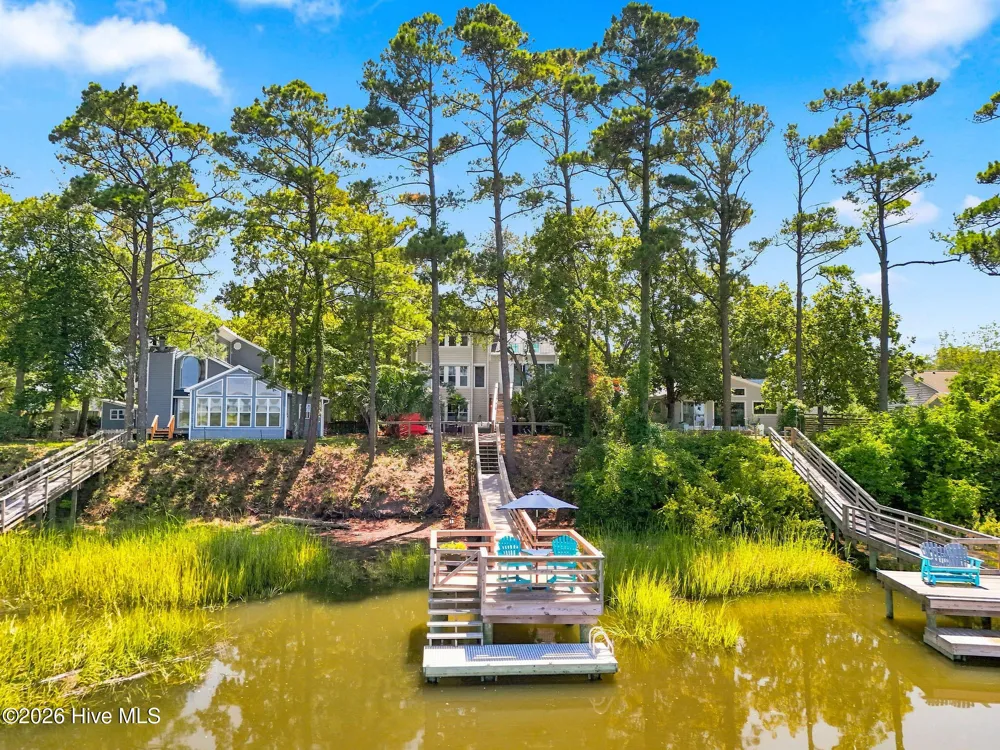 908 Elizabeth Drive Oak Island, NC 28465