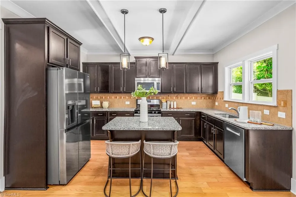 431 Shady Grove Court Winston-Salem, NC 27103