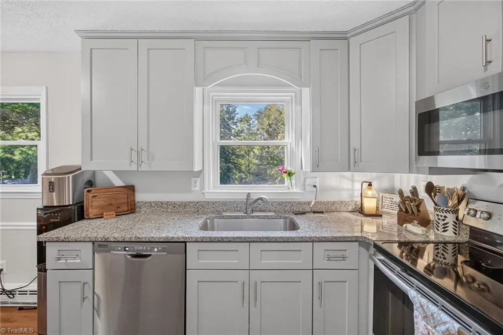 5308 Oswego Court Tobaccoville, NC 27050