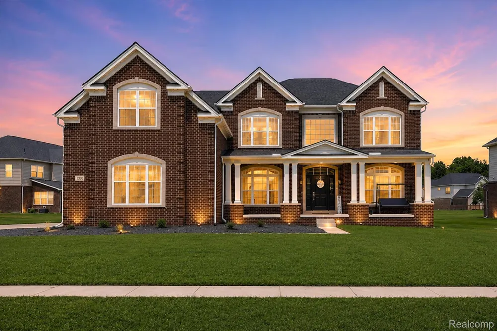1303 Napa Drive Canton Charter Township, MI 48187