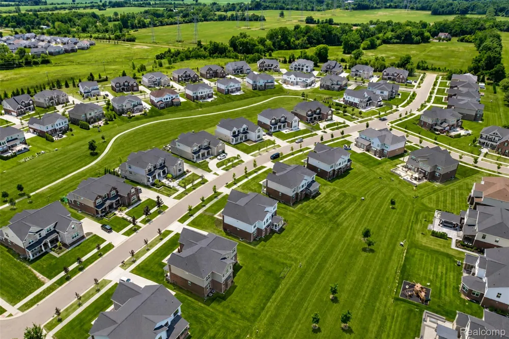 1303 Napa Drive Canton Charter Township, MI 48187