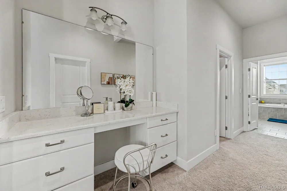 1303 Napa Drive Canton Charter Township, MI 48187
