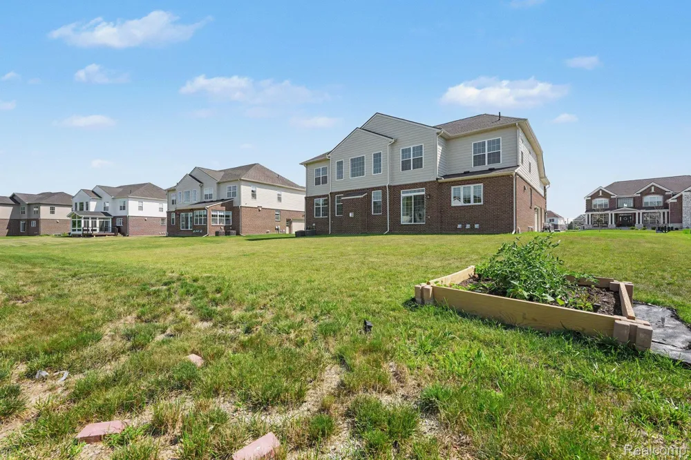 1303 Napa Drive Canton Charter Township, MI 48187