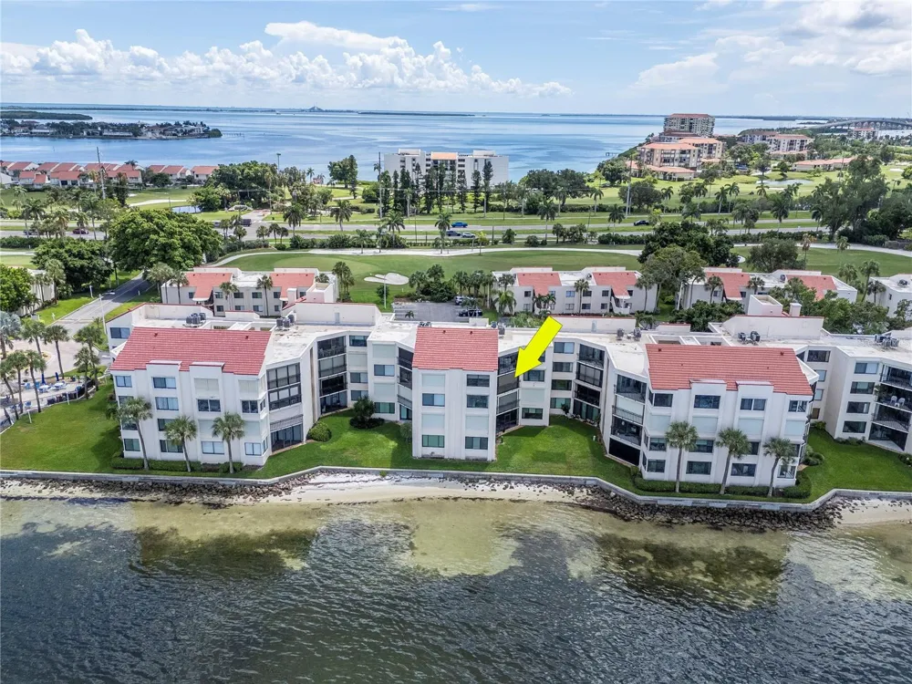5729 PUERTA DEL SOL BOULEVARD S #381 St Petersburg, FL 33715