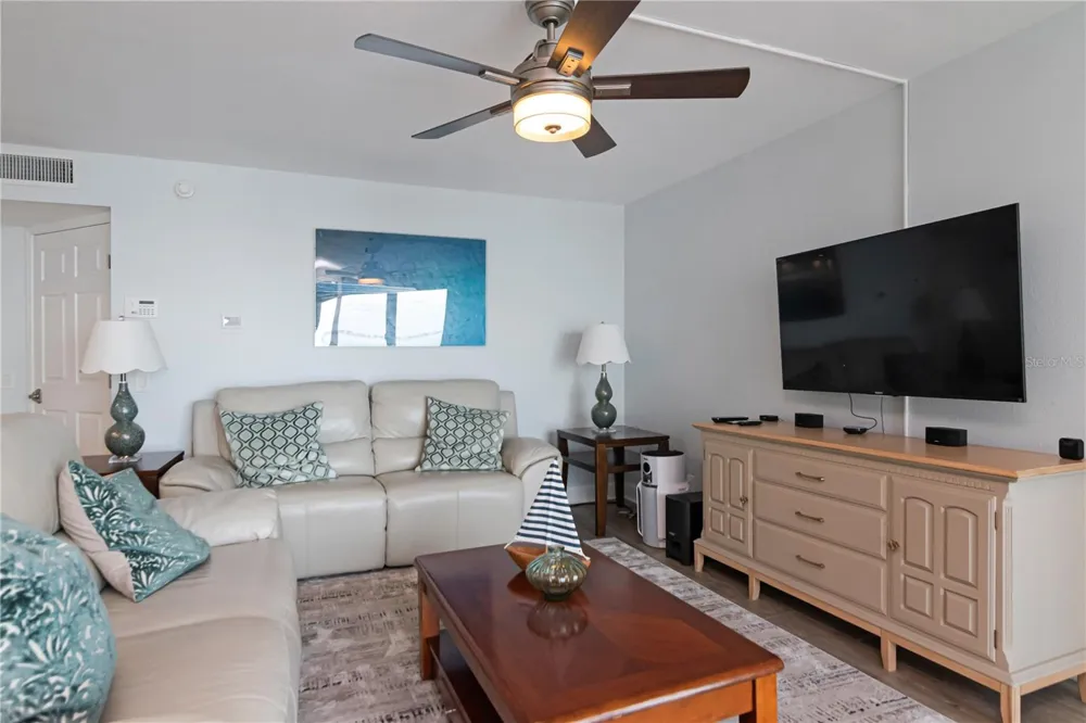 5729 PUERTA DEL SOL BOULEVARD S #381 St Petersburg, FL 33715