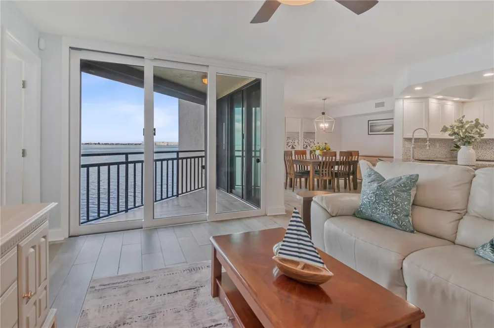 5729 PUERTA DEL SOL BOULEVARD S #381 St Petersburg, FL 33715
