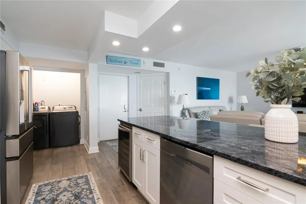 5729 PUERTA DEL SOL BOULEVARD S #381 St Petersburg, FL 33715