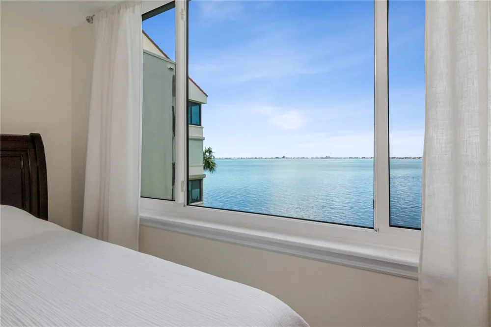 5729 PUERTA DEL SOL BOULEVARD S #381 St Petersburg, FL 33715