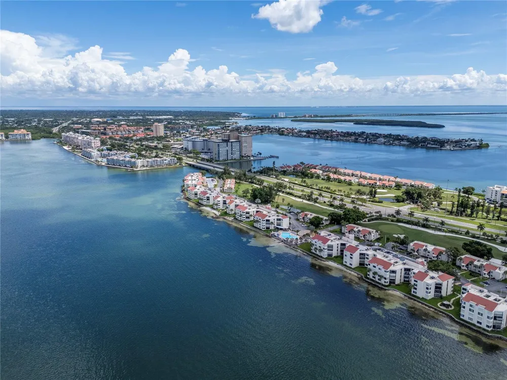 5729 PUERTA DEL SOL BOULEVARD S #381 St Petersburg, FL 33715