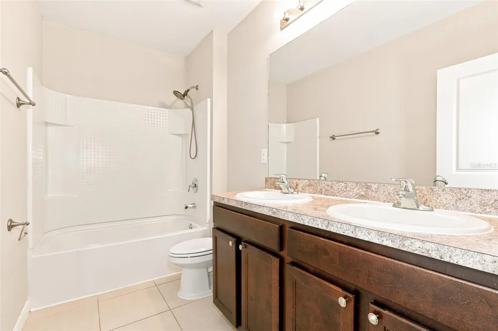 36205 JENNY LYNNE CIRCLE Zephyrhills, FL 33541