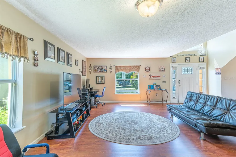 407 SAMUEL STREET Davenport, FL 33897