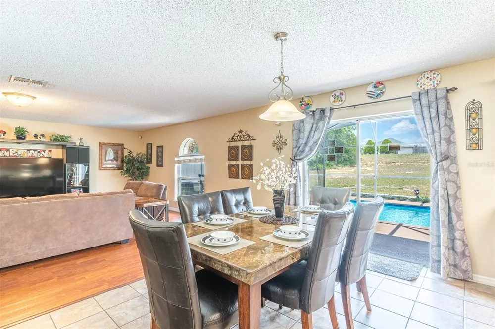 407 SAMUEL STREET Davenport, FL 33897
