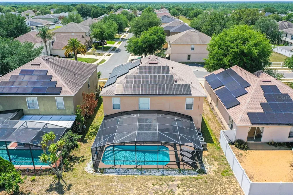 407 SAMUEL STREET Davenport, FL 33897