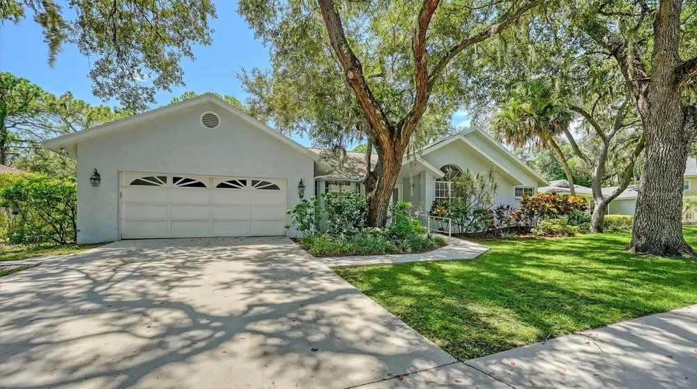 4481 OAK VIEW DRIVE Sarasota, FL 34232