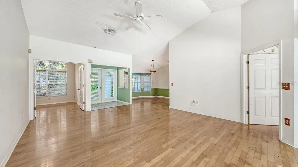4481 OAK VIEW DRIVE Sarasota, FL 34232