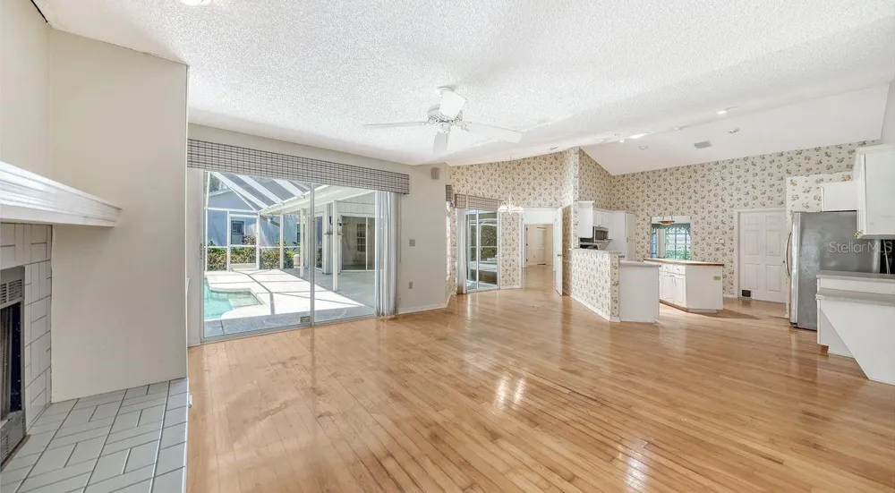 4481 OAK VIEW DRIVE Sarasota, FL 34232