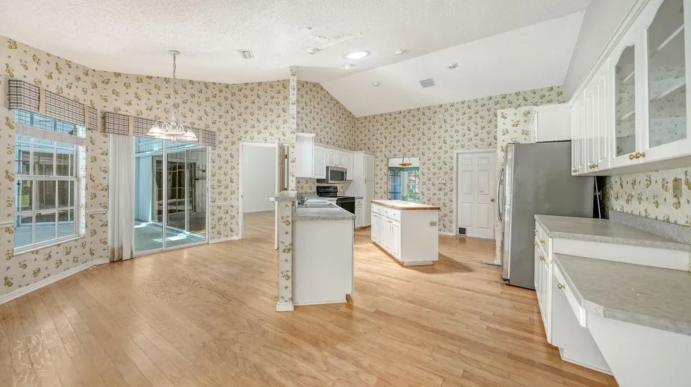 4481 OAK VIEW DRIVE Sarasota, FL 34232