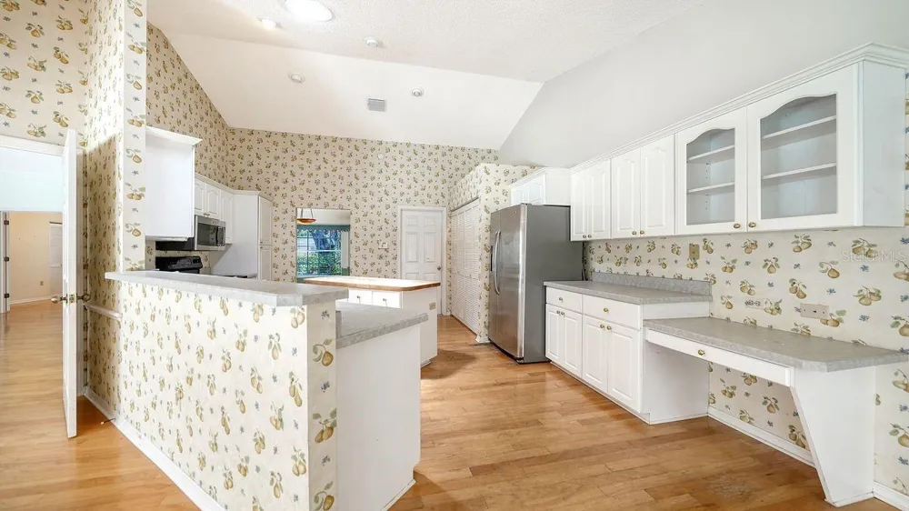 4481 OAK VIEW DRIVE Sarasota, FL 34232