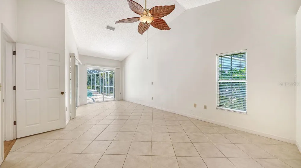 4481 OAK VIEW DRIVE Sarasota, FL 34232