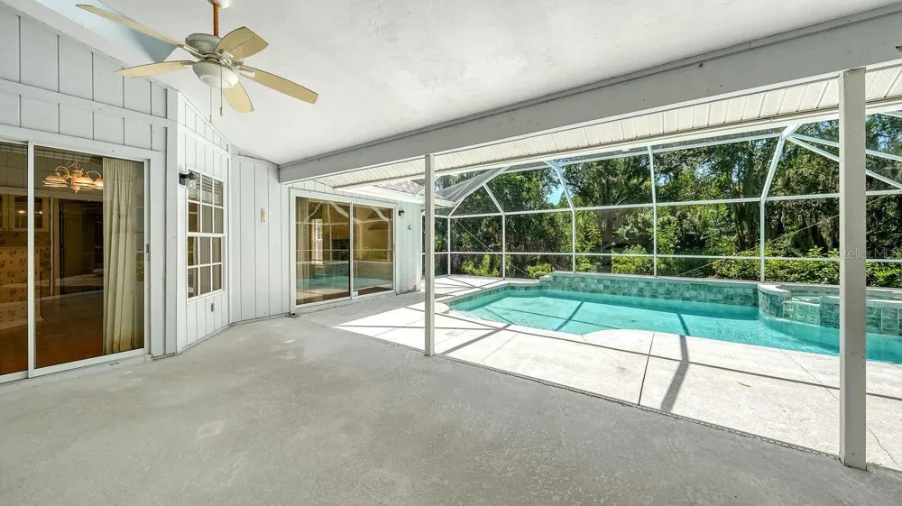 4481 OAK VIEW DRIVE Sarasota, FL 34232