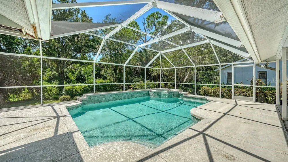 4481 OAK VIEW DRIVE Sarasota, FL 34232