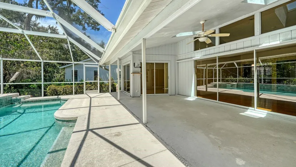 4481 OAK VIEW DRIVE Sarasota, FL 34232