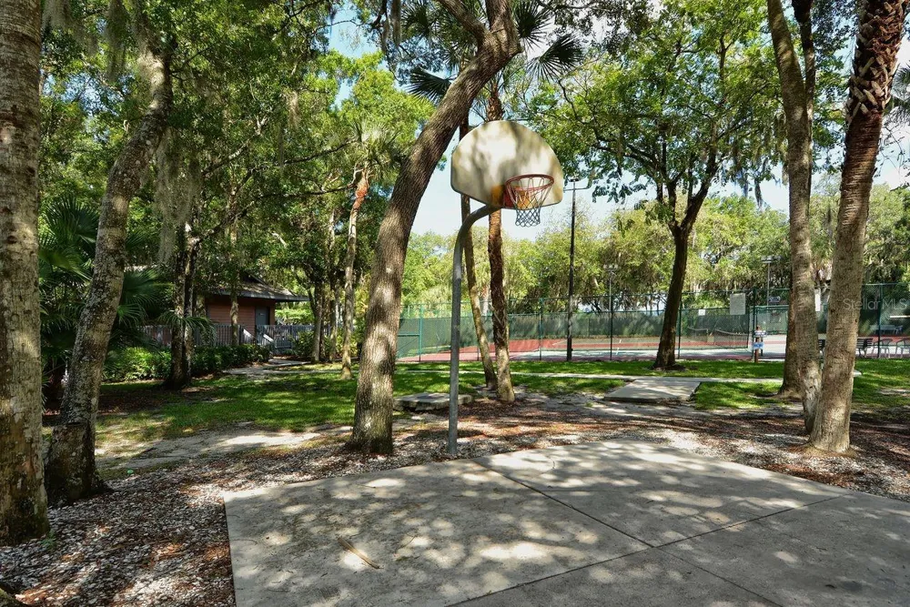 4481 OAK VIEW DRIVE Sarasota, FL 34232
