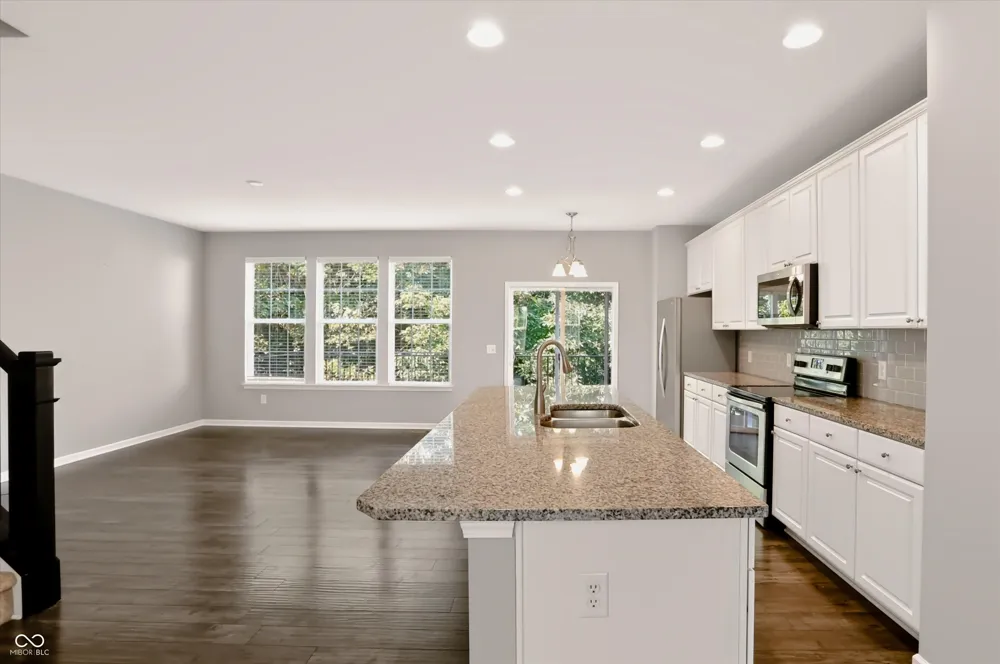 9056 Ramapo Drive Fishers, IN 46038
