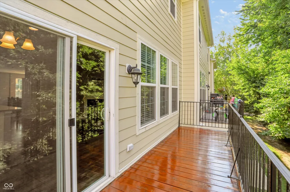 9056 Ramapo Drive Fishers, IN 46038