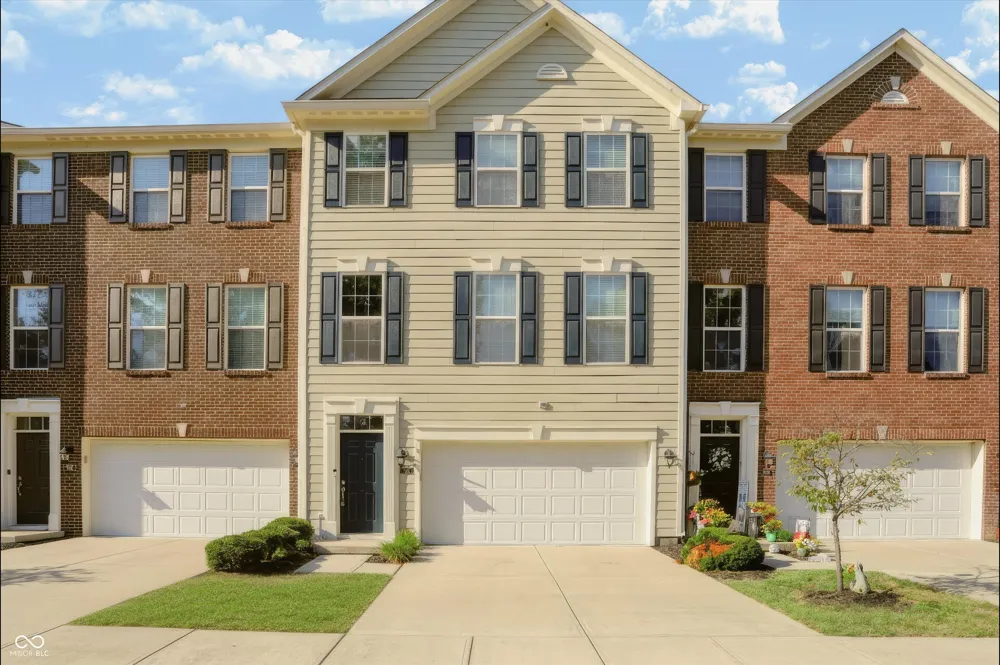 9056 Ramapo Drive Fishers, IN 46038