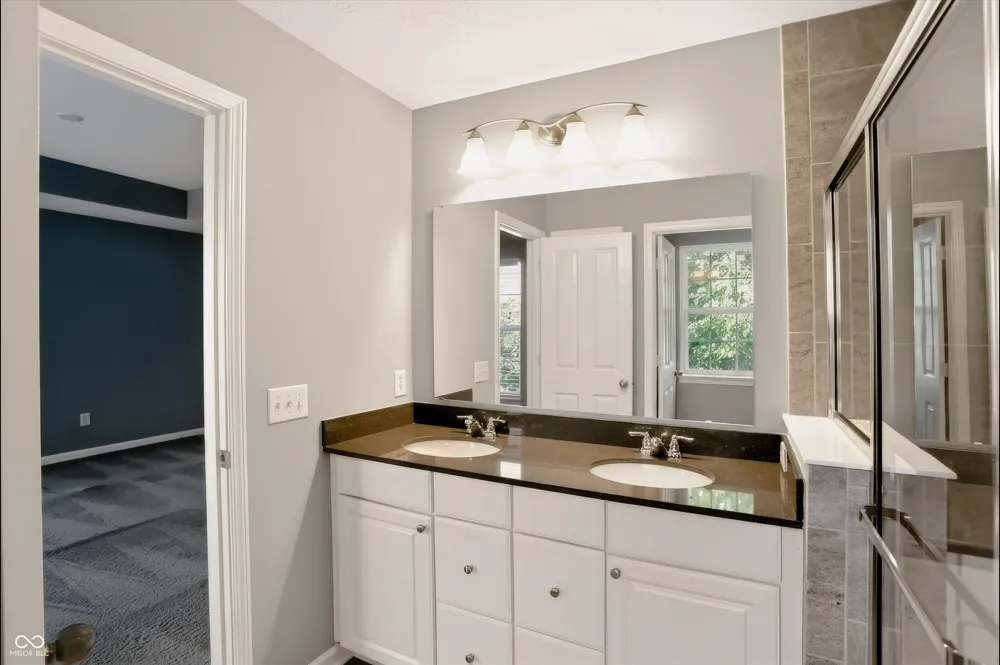 9056 Ramapo Drive Fishers, IN 46038