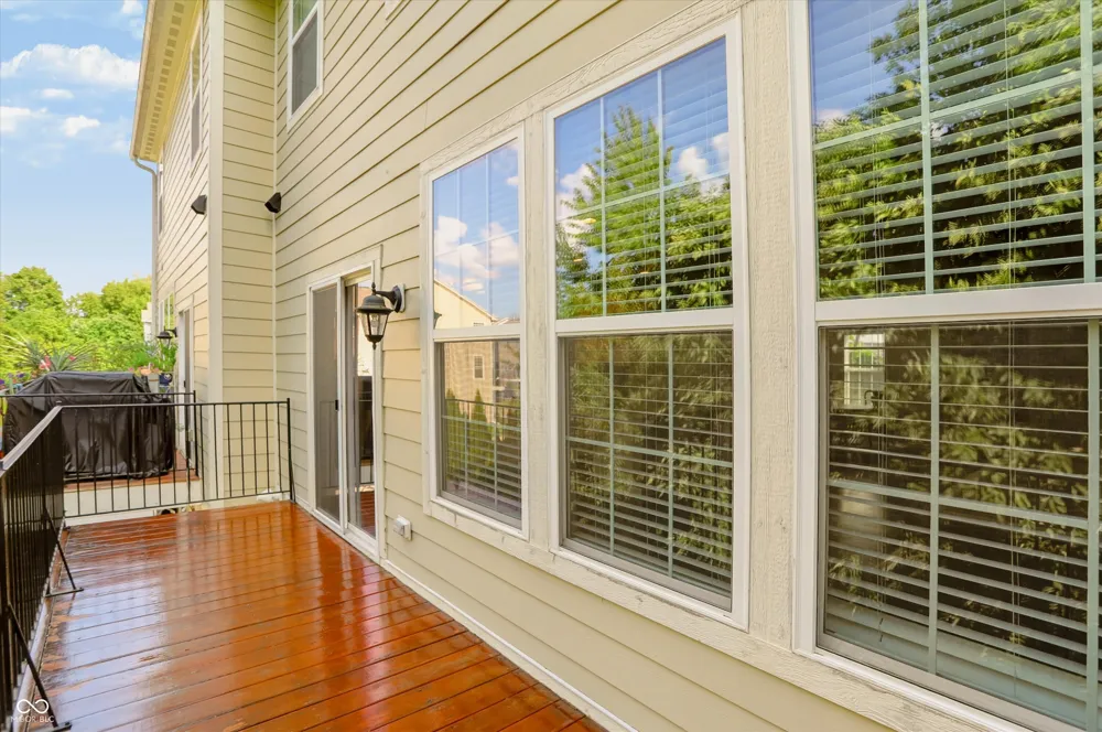 9056 Ramapo Drive Fishers, IN 46038