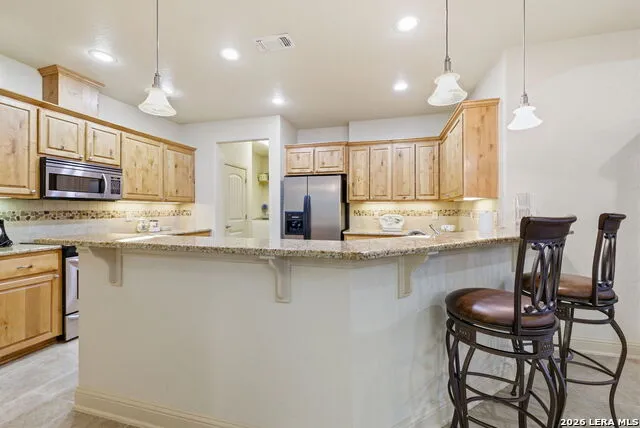 329 E Bandera Boerne, TX 78006