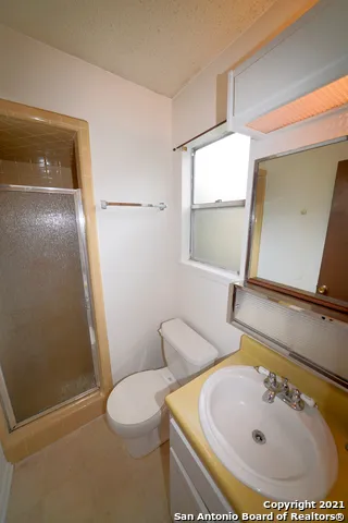 221 JUDITH ANN DR Schertz, TX 78154