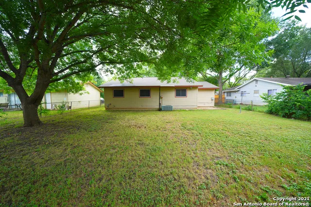 221 JUDITH ANN DR Schertz, TX 78154