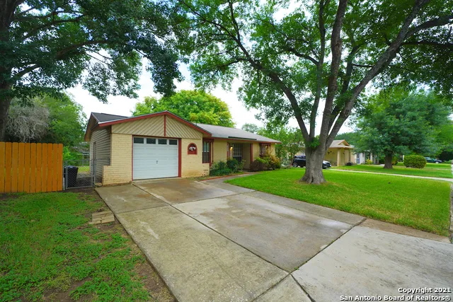 221 JUDITH ANN DR Schertz, TX 78154