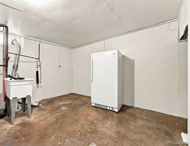 3223 Newport Street Denver, CO 80207
