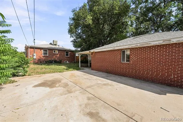 3223 Newport Street Denver, CO 80207