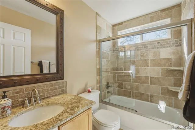 5941 S Waco Street Aurora, CO 80016