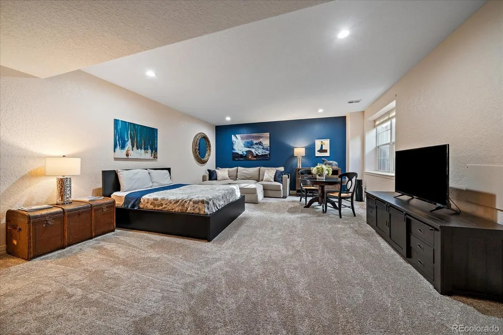 4545 S Monaco Street #344 Denver, CO 80237