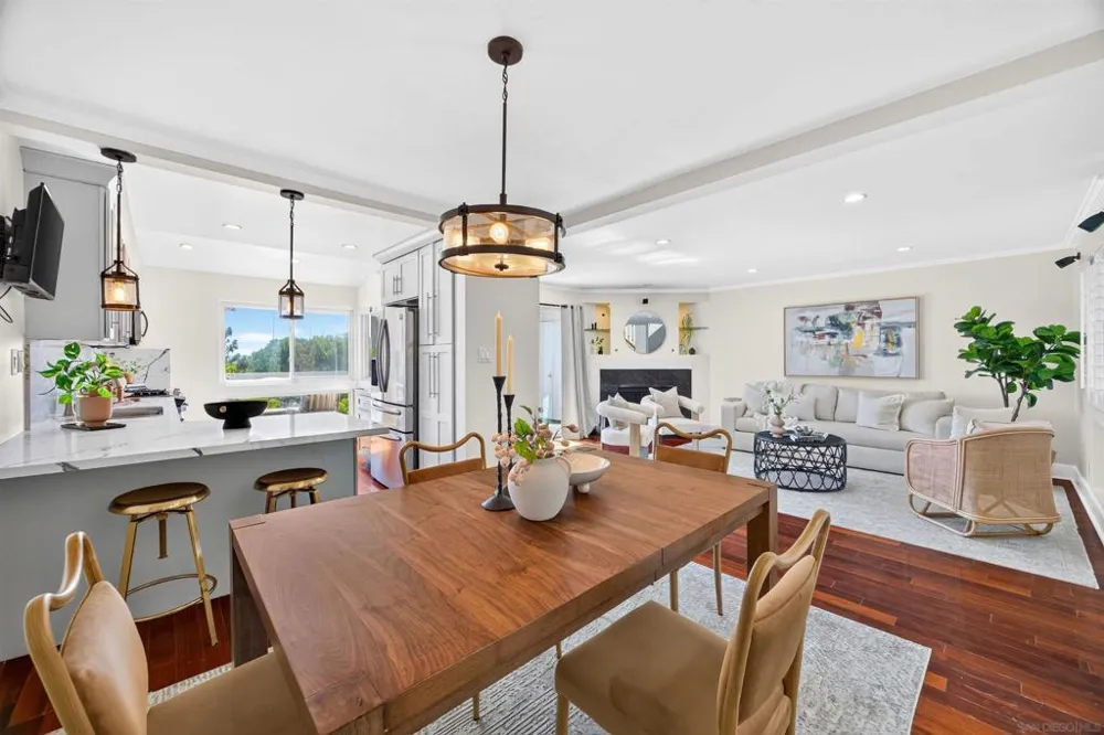 1410 Camino Lujan San Diego, CA 92111