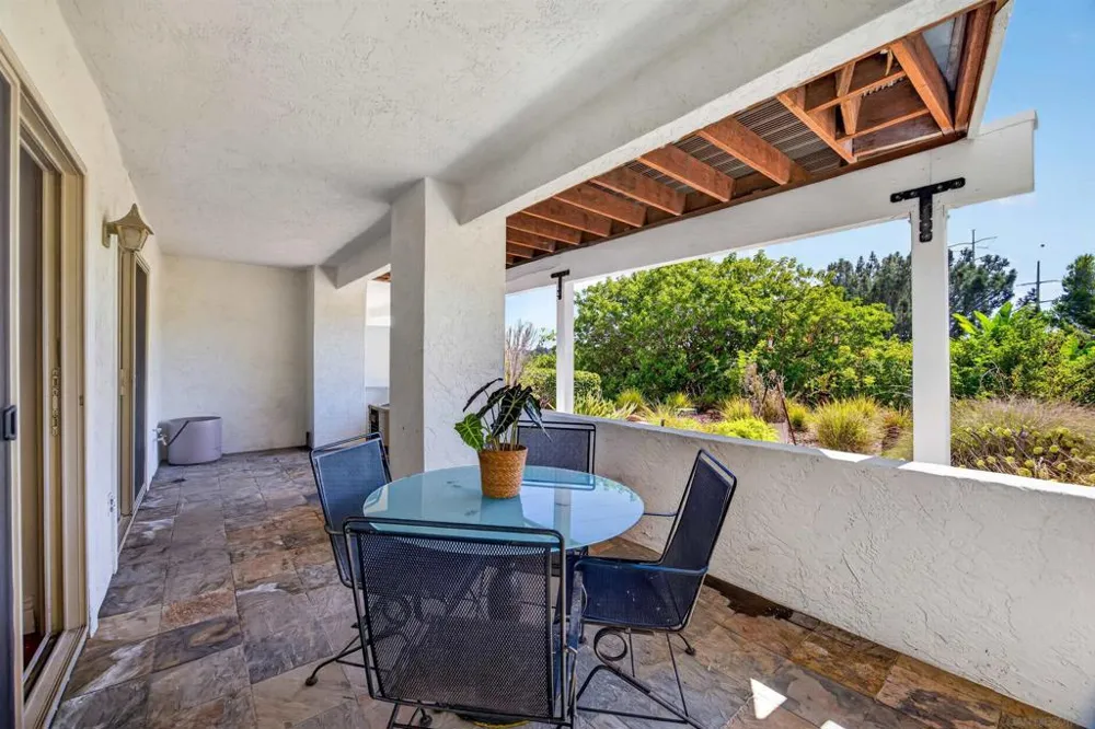 1410 Camino Lujan San Diego, CA 92111