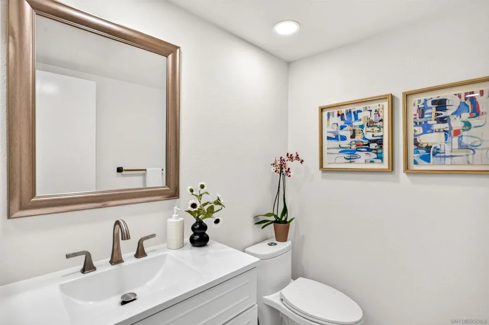 1410 Camino Lujan San Diego, CA 92111